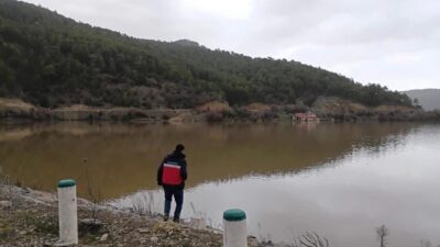 Kütahya’nın Pazarlar ilçesinde sulama göletlerinde su ürünleri denetimi yapıldı. Pazarlar
