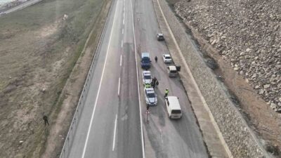 Kütahya’nın Simav ilçesinde trafik güvenliğini artırmaya yönelik drone destekli denetim