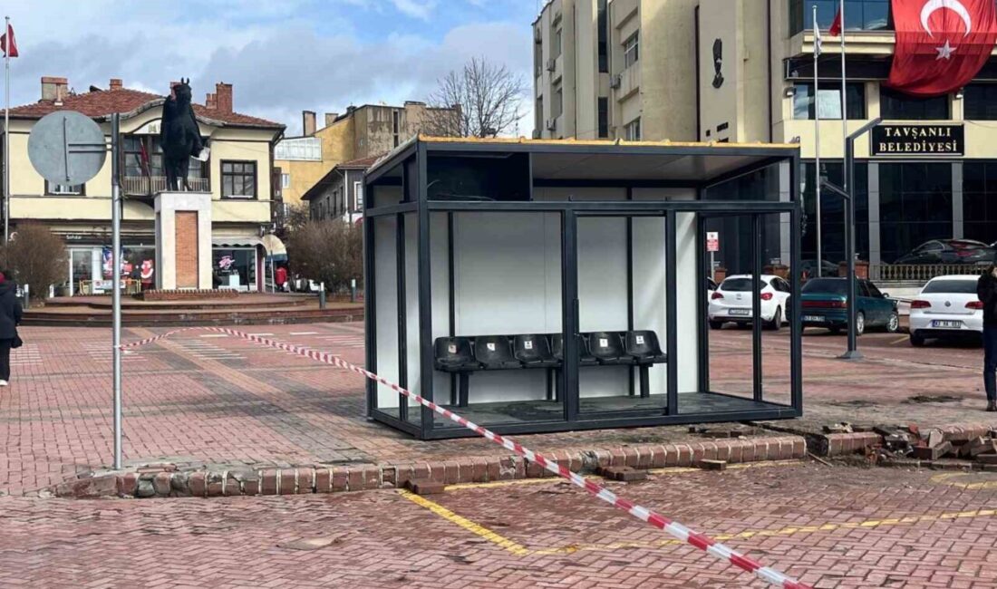 Kütahya’nın Tavşanlı ilçesinde ‘Akıllı Durak’ projesiyle şehir içi ulaşımda teknolojik