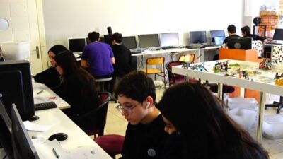 Kütahya’nın Tavşanlı ilçesinde, 15 Temmuz Şehitler Fen Lisesi öğrencileri, “Türkiye