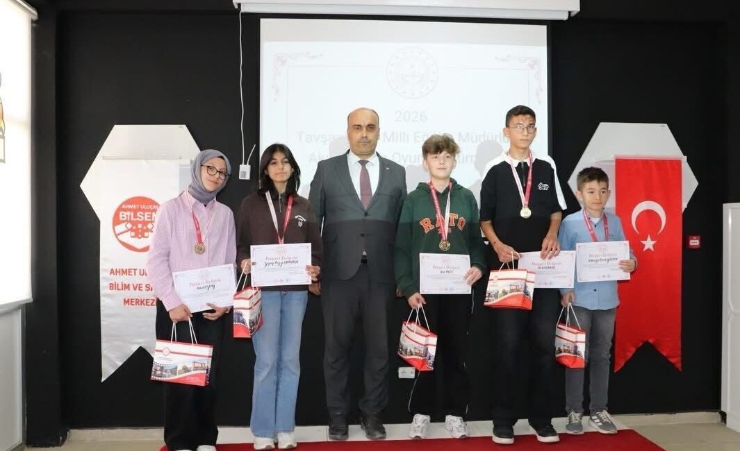 Kütahya’nın Tavşanlı ilçesinde düzenlenen Akıl ve Zeka Oyunları Turnuvası’nda Kuruçay