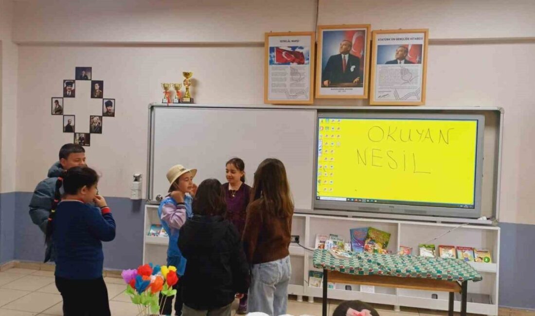 Kütahya’nın Altıntaş ilçesinde bulunan Zafer İlkokulu öğrencileri, “Okuyan Nesil” projesi