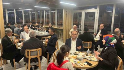 Kütahya’nın Dumlupınar ilçesinde, kaymakamlık tarafından düzenlenen iftar programında Kütahya İl
