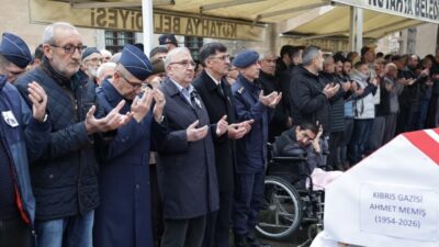 Kütahya’da, 72 yaşındaki Kıbrıs Gazisi Ahmet Memiş düzenlenen cenaze töreniyle