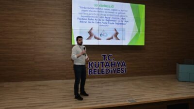 Kütahya Belediyesi, personeline yönelik farkındalık eğitimi düzenledi. Programda sıfır atık