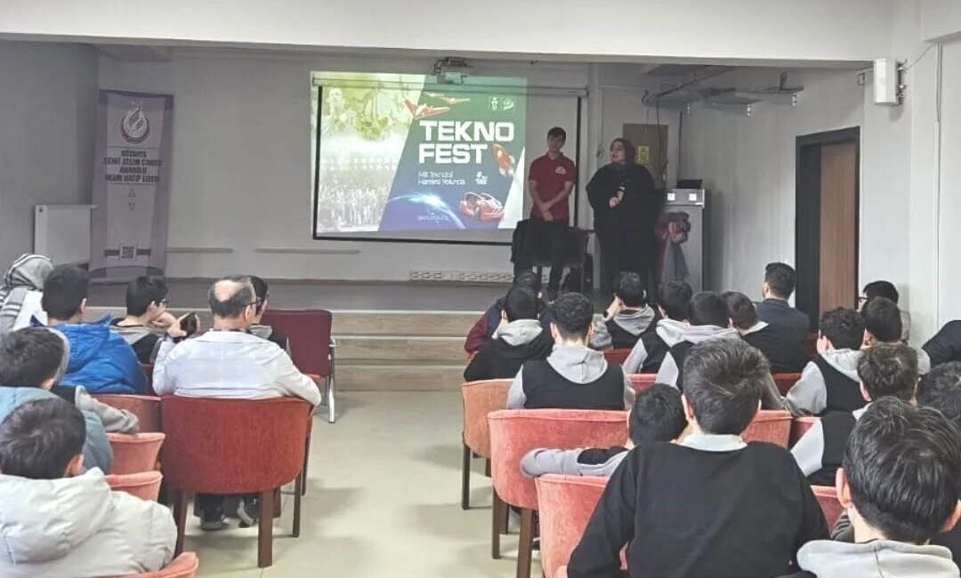 Kütahya Şehit Selim Cansız Anadolu İmam Hatip Lisesi öğrencilerine ve