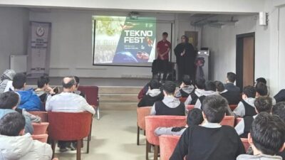 Kütahya Şehit Selim Cansız Anadolu İmam Hatip Lisesi öğrencilerine ve