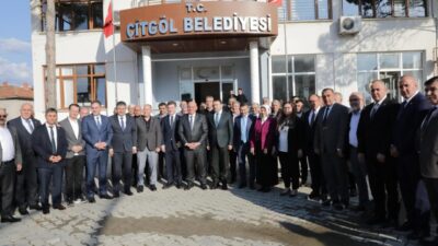 Kütahya Valisi Musa Işın, Milletvekili Ahmet Erbaş ile birlikte Simav