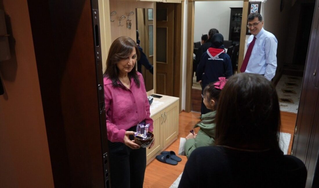 Kütahya Kent Konseyi Çocuk Meclisi üyeleri, asırlardır yaşatılan Küpecik geleneği