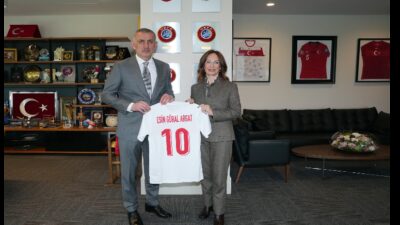 &nbsp; Kütso Yönetim Kurulu Başkanı Esin Güral Argat “Futbolun marka