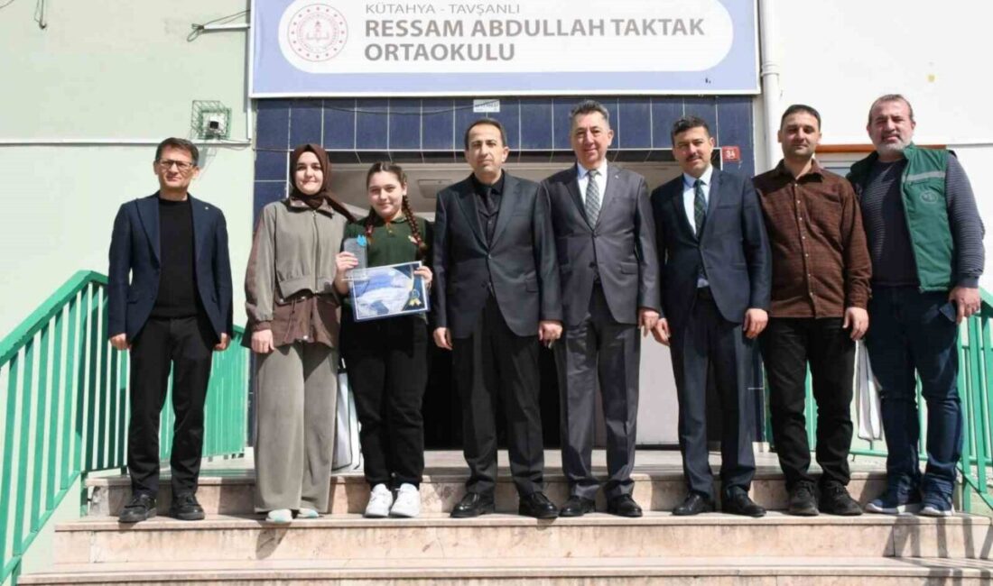 Kütahya’nın Tavşanlı ilçesindekin Ressam Abdullah Taktak Ortaokulu öğrencisi Damla Su