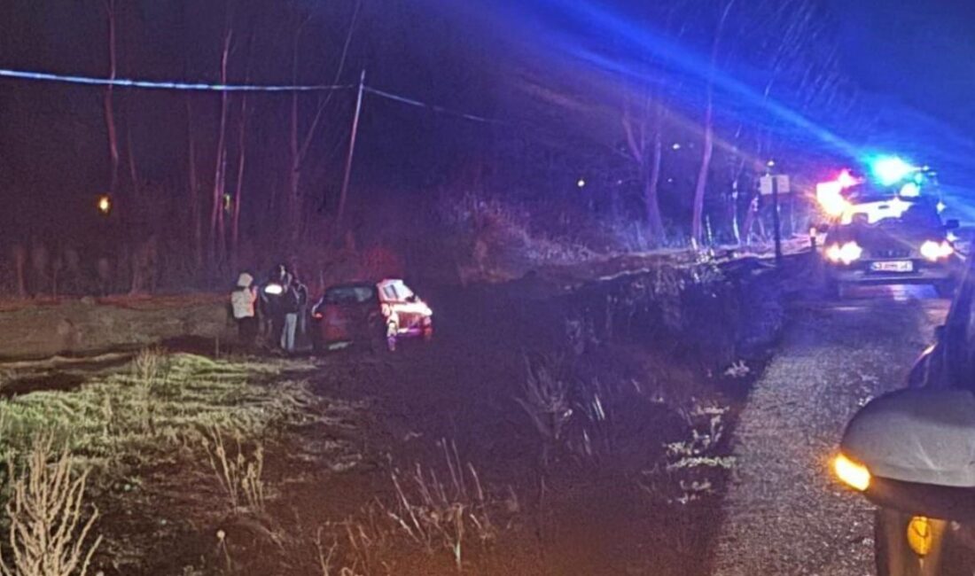 Kütahya’nın Tavşanlı ilçesinde kontrolden çıkan bir otomobilin takla atması sonucu