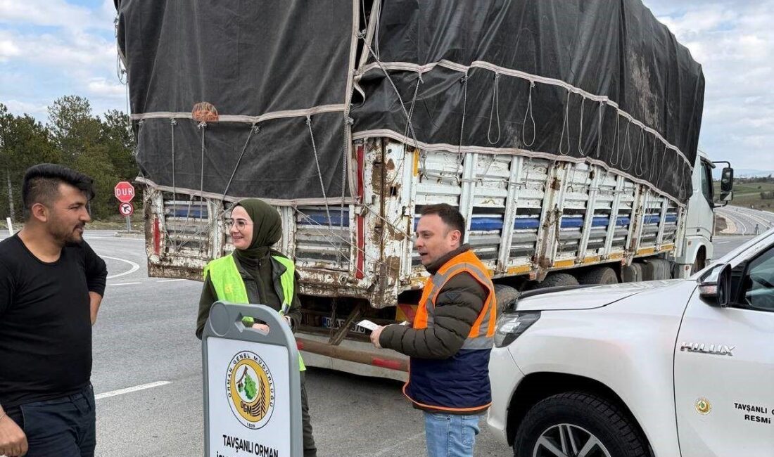 Kütahya’nın Tavşanlı ilçesinde, Orman İşletme Müdürlüğü ekipleri tarafından mobil kontrol