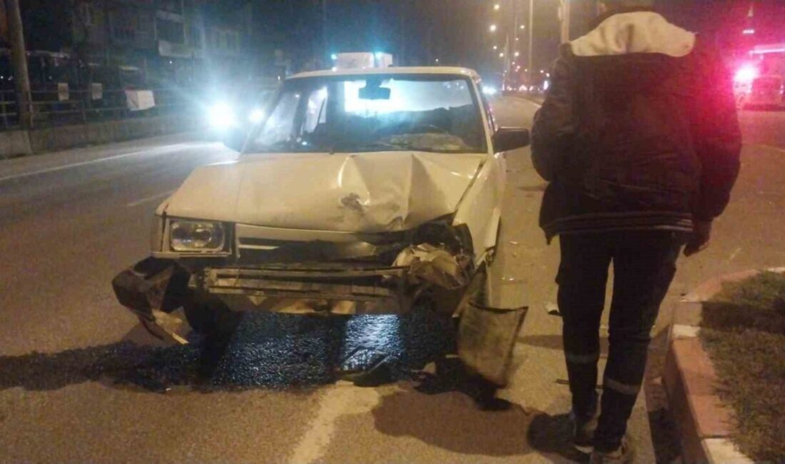 Kütahya’nın Tavşanlı ilçesinde meydana gelen trafik kazasında 2 kişi yaralandı.