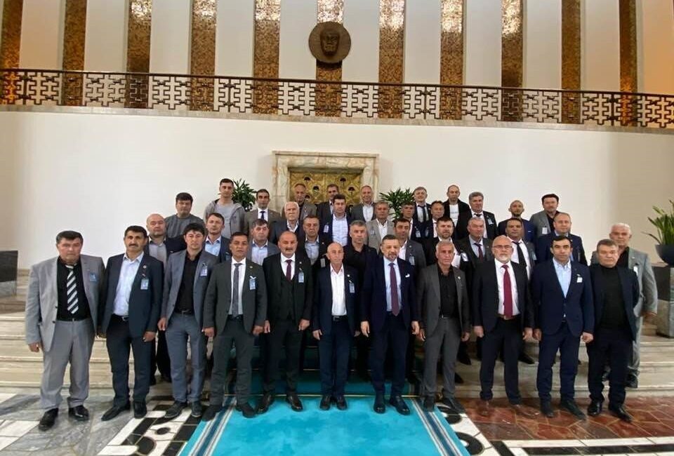 Kütahya’nın Gediz ilçesine bağlı köy muhtarları, yerel sorunların çözümü ve