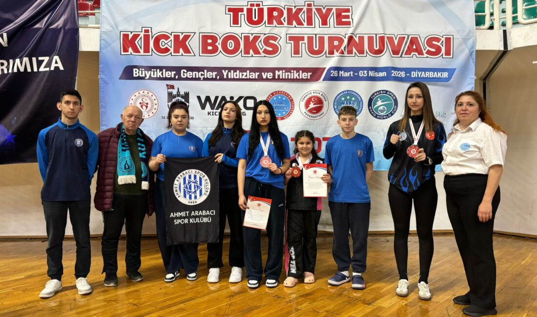 Kütahya Kick Boks Takımı Diyarbakır’dan Madalyalarla Döndü 26 Mart –