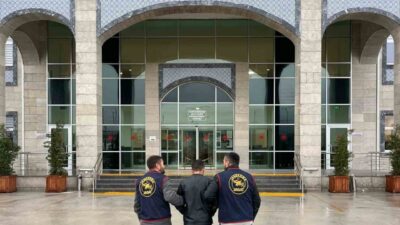 Kütahya İl Jandarma Komutanlığı ekiplerince, baz istasyonundan kablo çalarken suç