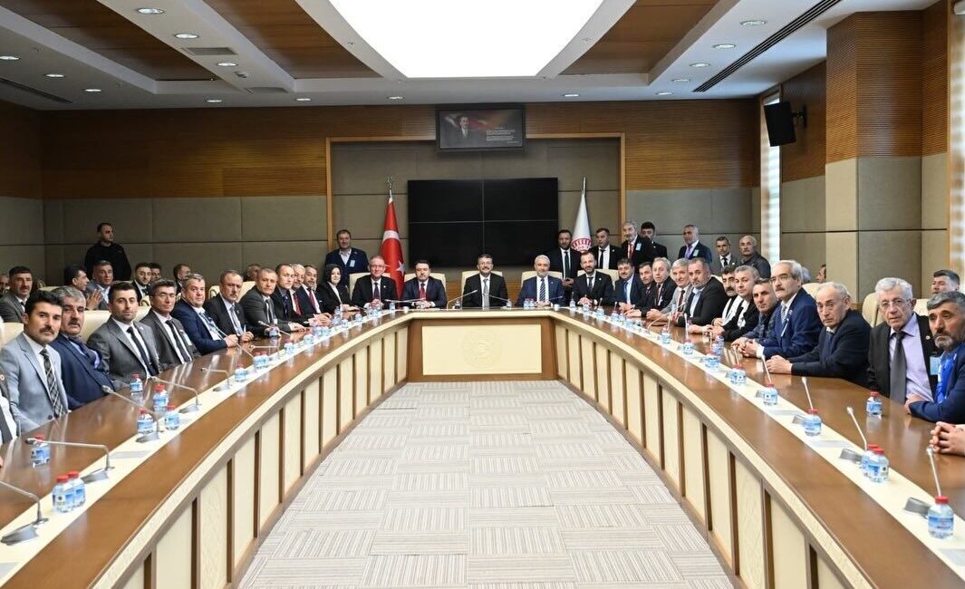 Kütahya’da merkez mahalleler ve köylerde yaşanan sorunların ele alındığı istişare