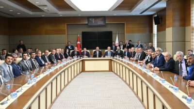 Kütahya’da merkez mahalleler ve köylerde yaşanan sorunların ele alındığı istişare