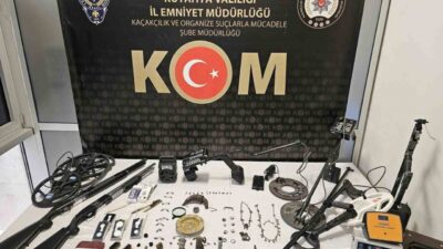 Kütahya’da tarihi eser kaçakçılığına yönelik düzenlenen operasyonda çok sayıda tarihi