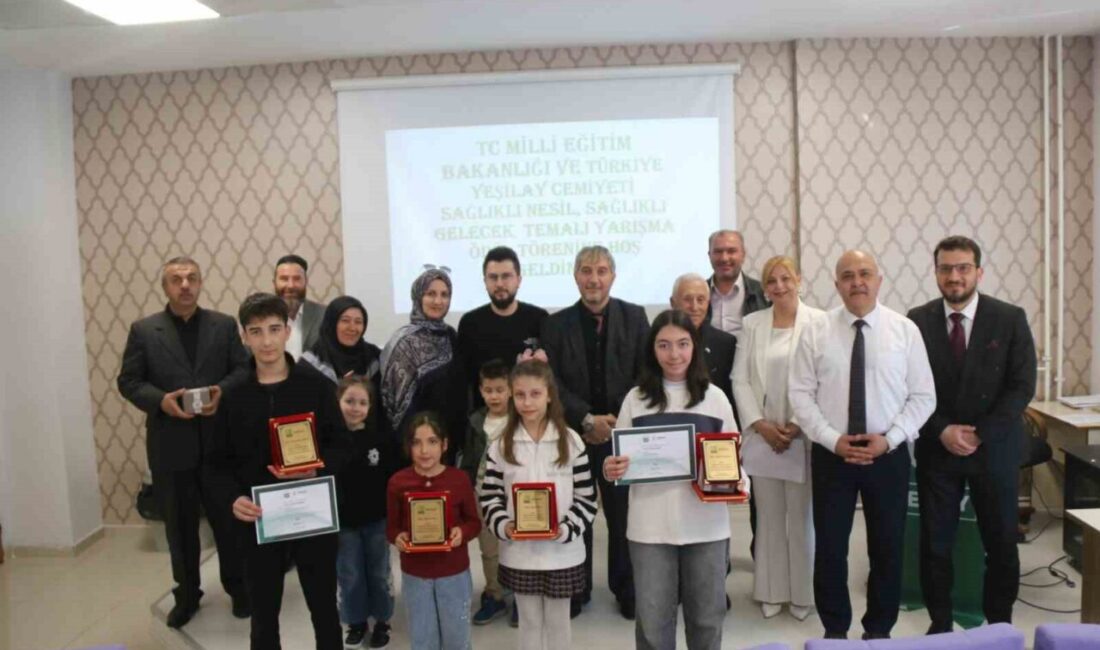 Türkiye Yeşilay Cemiyeti ve Milli Eğitim Bakanlığı iş birliğiyle düzenlenen