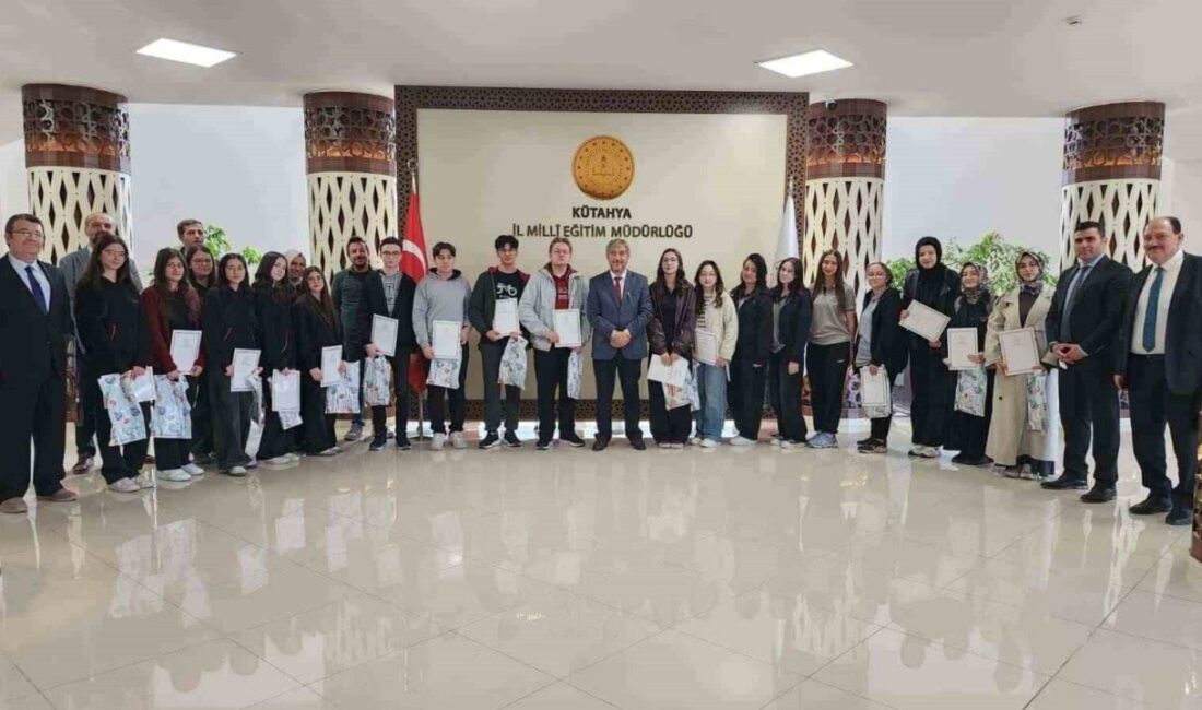 Kütahya’da, Türkiye Bilimsel ve Teknolojik Araştırma Kurumu 2204-A Lise ve