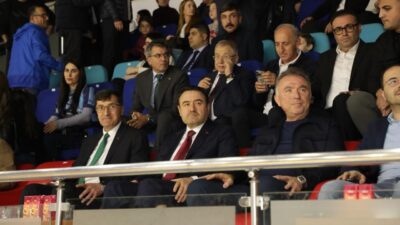 Kütahya Valisi Musa Işın ve Belediye Başkanı Eyüp Kahveci, Kütahya