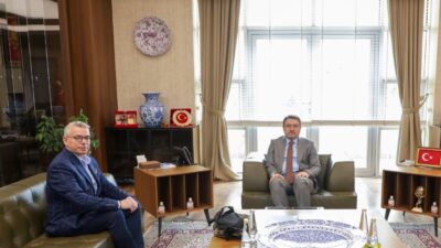 Kütahya Valisi Musa Işın, Kütahyaspor’un Şampiyonluğunu Değerlendirdi  “Kütahya  Hak Ettiği