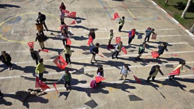 Kütahya’nın Hisarcık ilçesinde, okul saldırısında hayatını kaybeden öğretmen ve öğrenciler