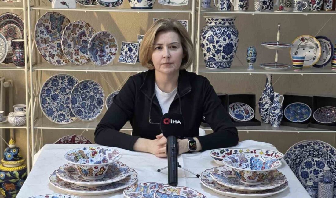 Kütahya’da seramik mühendisi ve sanatçı Arzu Kıvanç, geleneksel çini üretiminde