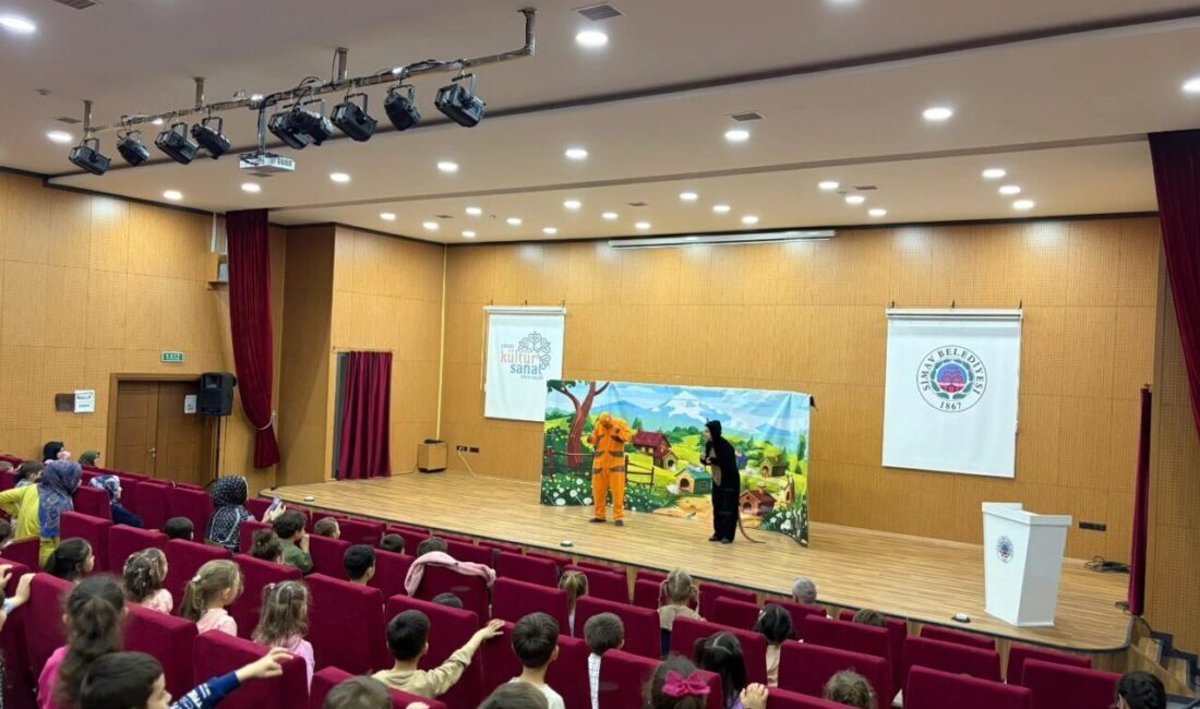 Kütahya’nın Simav ilçesinde 4-6 yaş Kur’an kursu öğrencileri, düzenlenen etkinlikle