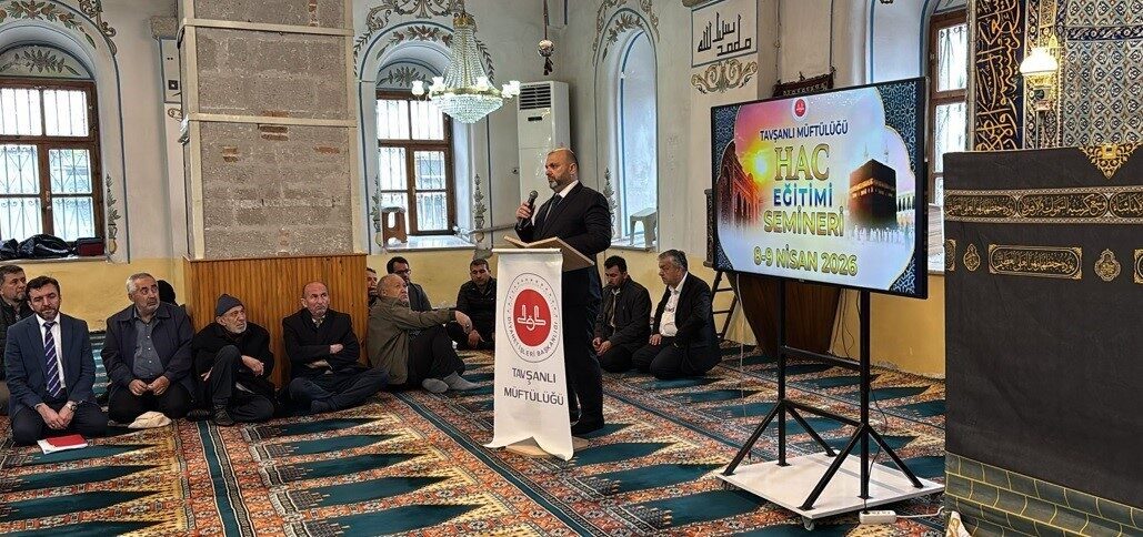 Kütahya’nın Tavşanlı ilçesinde, kutsal topraklara gitmeye hak kazanan 232 hacı