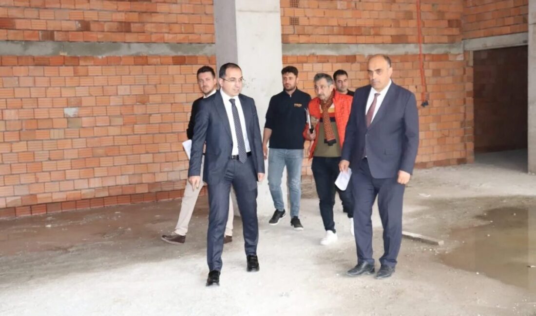 Kütahya’nın Tavşanlı ilçesinde yapımı devam eden okul inşaatı, Ömer Faruk