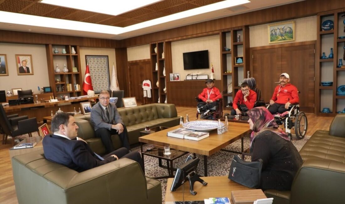 Kütahya Valiliği ev sahipliğinde gerçekleşen kabulde, Musa Işın, Kütahya Engelliler