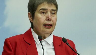   CHP Parti Meclis Üyesi Dr. Zeliha Aksaz Şahbaz “Kütahya