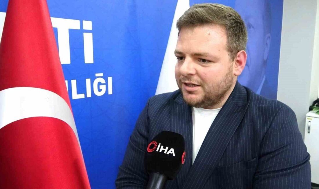 AK Parti Kütahya İl Gençlik Kolları Başkanı Ali Göktekin, CHP