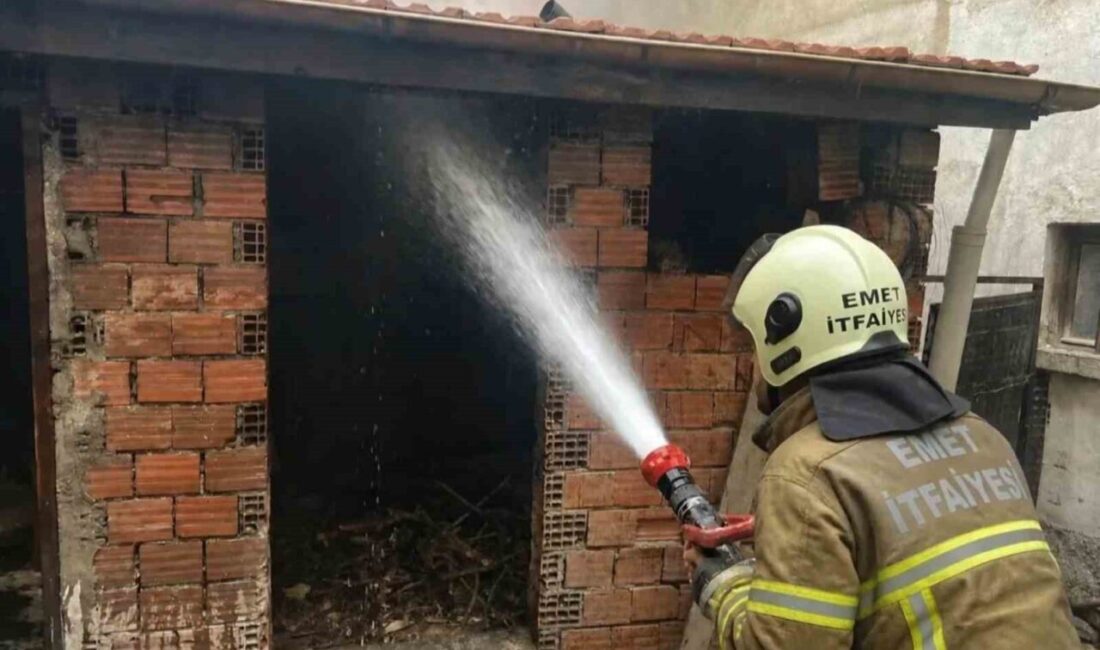 Kütahya’nın Emet ilçesinde kazan dairesinde çıkan yangın, itfaiyenin hızlı müdahalesiyle