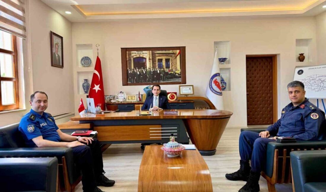 Kütahya’nın Hisarcık ilçesinde, Kaymakam Erkan Atam başkanlığında asayiş toplantısı gerçekleştirildi.
