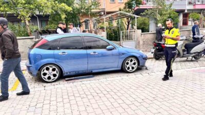 Kütahya’nın Tavşanlı ilçesinde meydana gelen trafik kazasında motosiklette bulunan 2