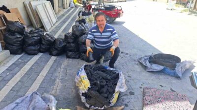 Kütahya’nın Hisarcık ilçesinde Kurban Bayramı’nın yaklaşmasıyla birlikte mangal kömürü satışlarında