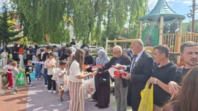 Kütahya’nın Hisarcık ilçesinde çocuklar, Ramazan ve Kurban Bayramı arifelerinde sürdürülen