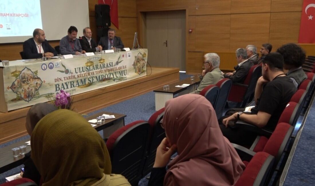 Kütahya Dumlupınar Üniversitesi (DPÜ) tarafından düzenlenen “Uluslararası Din, Tarih, Kültür