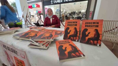 Kütahya’da yaşayan engelli yazar Fatma Kaya, hayat mücadelesini, annesinin sevgisini