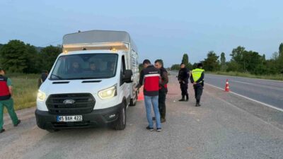 Kütahya’nın Simav ilçesinde, Kurban Bayramı öncesinde canlı hayvan sevklerine yönelik