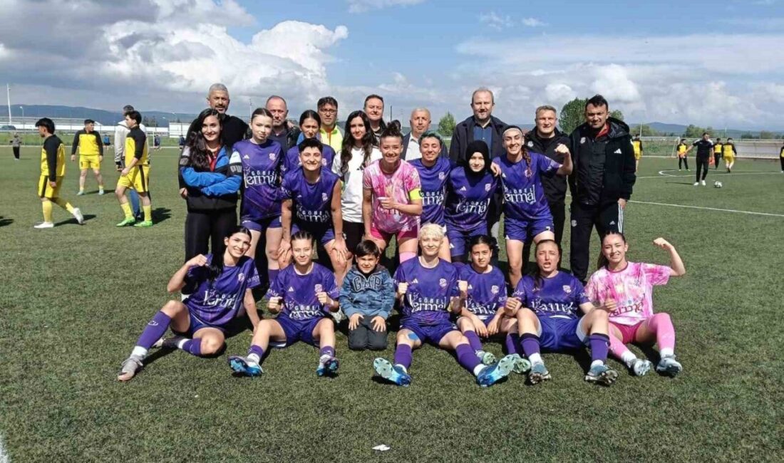 TFF Kadınlar 3. Lig’de mücadele eden Kütahya Tavşanlı Akıncılarspor Kulübü