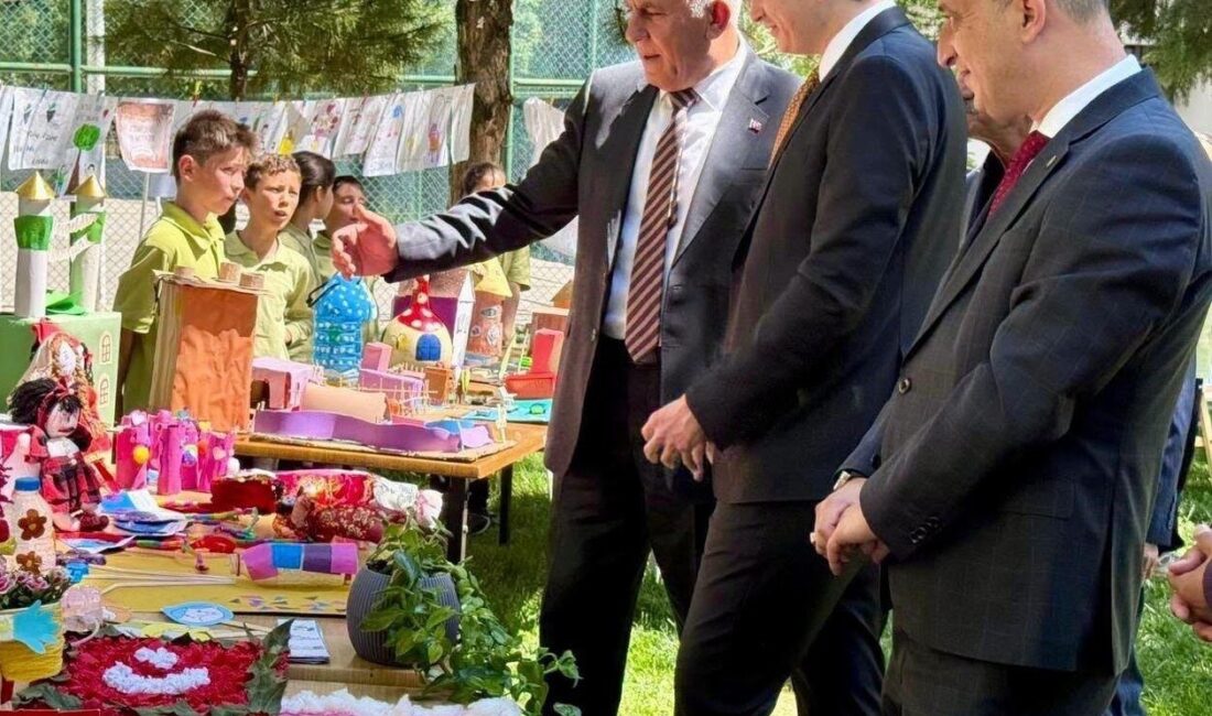 Kütahya’nın Hisarcık ilçesine bağlı Dereköy’de Şehit Fatih Seven İlkokulu ve