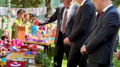 Kütahya’nın Hisarcık ilçesine bağlı Dereköy’de Şehit Fatih Seven İlkokulu ve