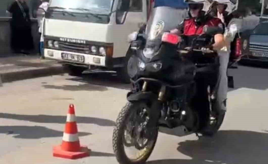 Kütahya İl Emniyet Müdürlüğü bünyesinde görev yapan Yunus Timleri, Liselere