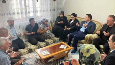 Kütahya Valisi Musa Işın ve beraberindeki il protokolü, geçirdiği motosiklet