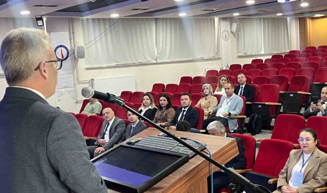 Kütahya’nın Tavşanlı ilçesinde, üniversite ile sanayi arasındaki iş birliğini güçlendirmeyi